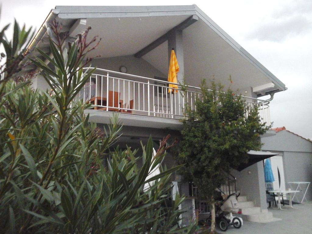 Haus Hanna Vodice Exterior photo